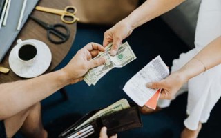 2025年哪些银行提供最适合学生的贷款方案