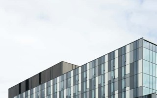 光大和中信信用卡究竟哪张更适合2025年的消费需求